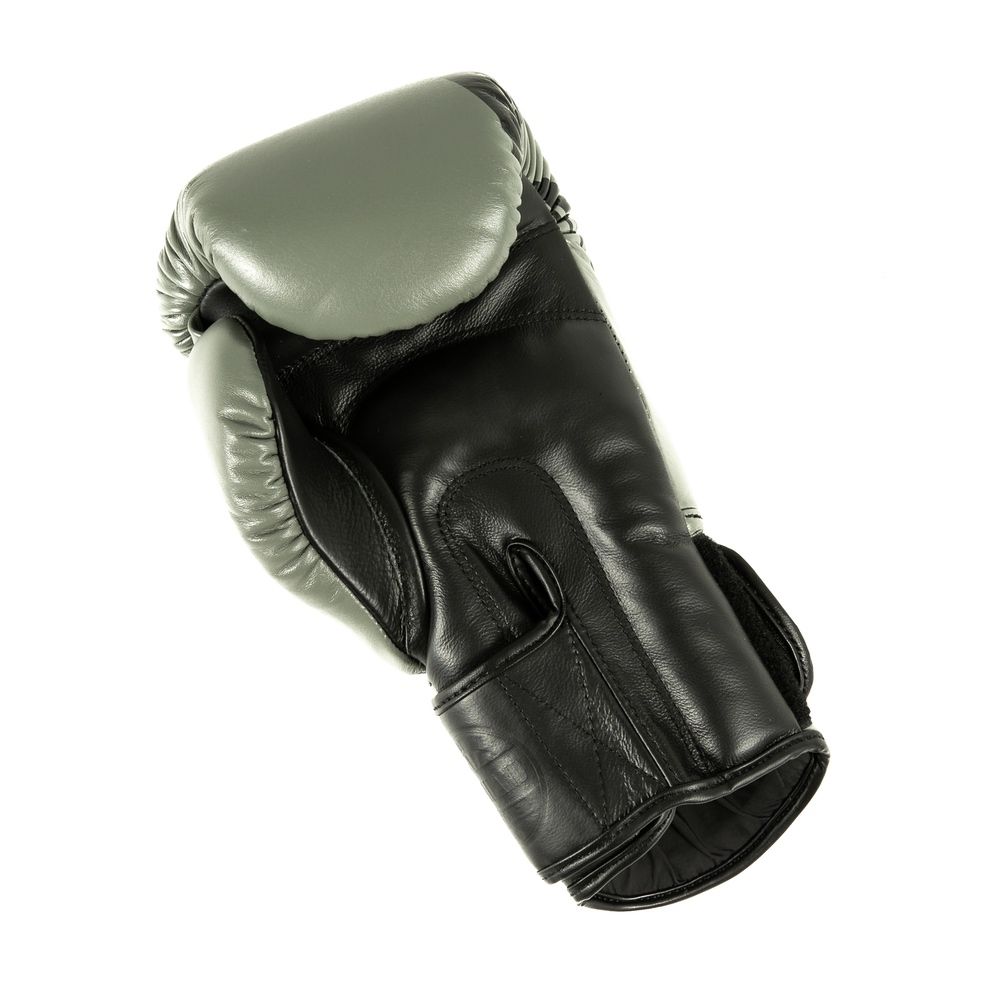Booster Fight Gear V3: Groen-Zwarte Lederen Bokshandschoenen.